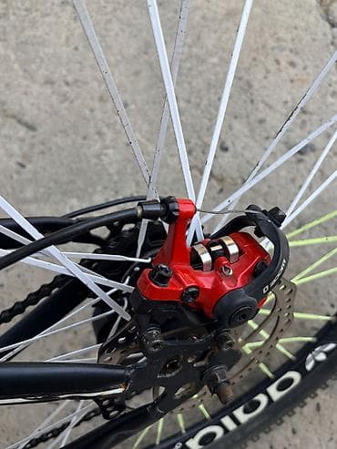 Велосипеды: Dağ velosipedi – 26” təkərli Xüsusiyyətlər: - Çərçivə: alüminium — 8