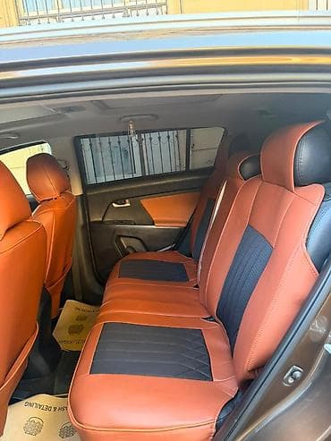 Продажа авто: Kia Sportage SUV - Kuzov rəngi: qəhvəyi, parlaq örtük - Geniş — 3