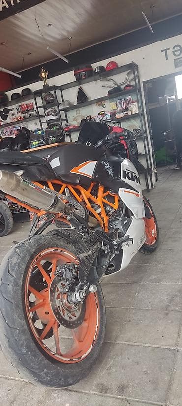 r13 diski: KTM sport motosiklet – tam sport görünüşlü, yüngül şassi və aqressiv — 4