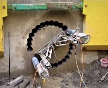 qumlama xidmeti: Beton kesen beton kesimi betondeşen beton kəsmə deşmə xidməti səssiz — 2