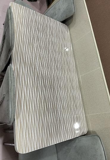 Dördbucaq masa, 4 stul