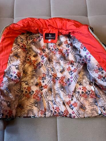 almaniyada saat neçədir: Куртка М размер плотно облегает фигуру удобная / Kurtka razmer : M — 4