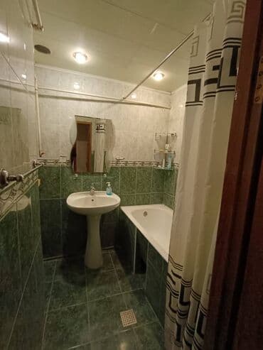 razınde kıraye evler: Xətai rayonu,Əhmədli metrosu,Sarayeva küçəsində,9 mərtəbənin,3-cü — 7