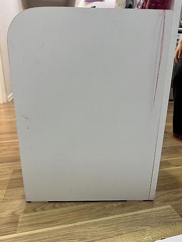 avara sekilleri: İşlənmiş, Kitab rəfi, Düz, Azərbaycan — 2