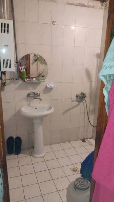 həzi aslanov 2 otaqlı evlər: Bakı, 2 otaqlı, Köhnə tikili, m. Həzi Aslanov, 50 kv. m — 8