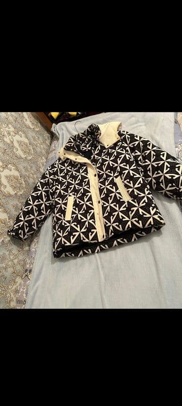 Верхняя одежда: Куртки — 3