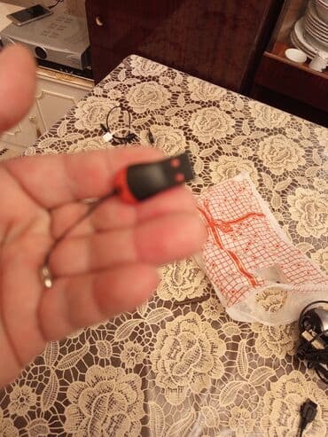 Aş qazanı: Məhsul: MicroSD kart üçün USB kart oxuyucu işləkdir.(077)3518353) — 3