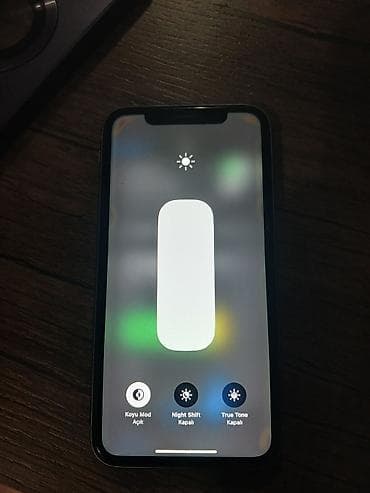 silver et ceken: IPhone 11, 64 GB, Deep Purple, Face ID — 2