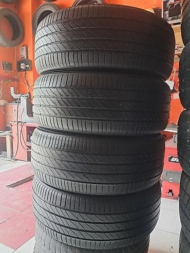 masin ucun: İşlənmiş Şin Michelin 215 / 55 / R 17 — 1