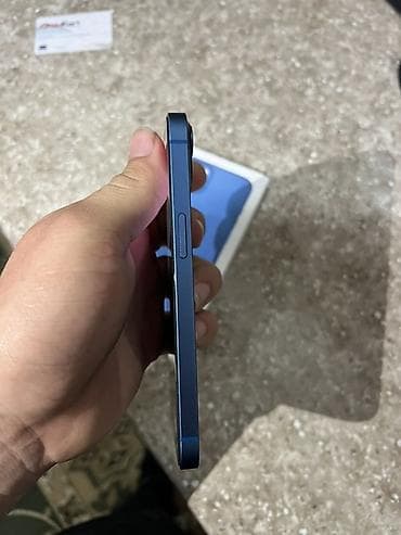 2 el xaladenik: IPhone 13, Mavi, Simsiz şarj — 4