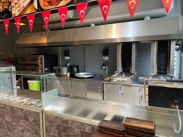 sumqayit bulvarinda restoranlar: Nərimanov metrosuna yaxin yerləşən pab olan ayi 4000 azn kirayə — 17