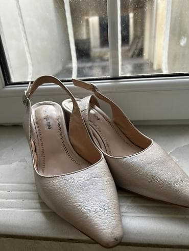 Brend: sanyya nina Model: açıq dabanlı, sivri burunlu ayaqqabı Rəng