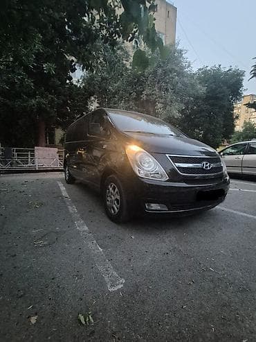 Hyundai H-1 (Grand Starex): 2.5 л | 2010 г. Бус at lalafo.az Hyundai H-1 (Grand Starex): 2.5 л | 2010 г. Бус