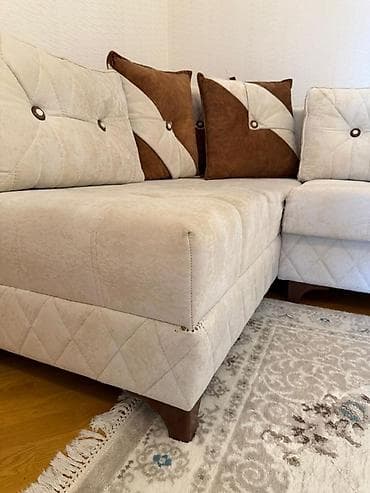 parcalar: Künc divan, Parça — 3
