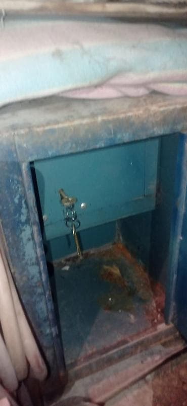 Холодильное оборудование: Metal seyf – mexaniki kilidli - Material: qalın poladdan korpus - — 4