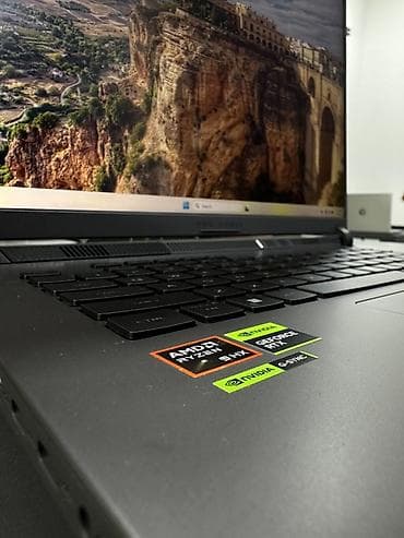 ssd disk: İşlənmiş ASUS ROG, 16 ", AMD Ryzen 9, 1 TB — 9