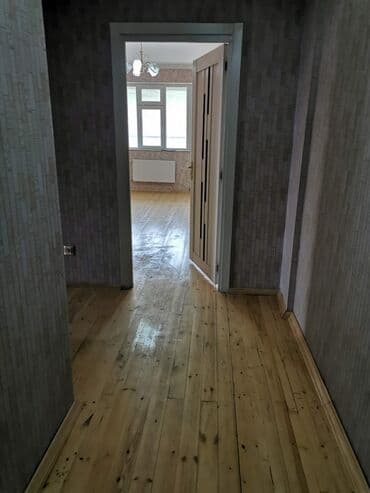 xocesen ev: Xocasən yeni yaşayış kompleksində yerləşir. Boş mənzildir. Kombi, qaz — 8