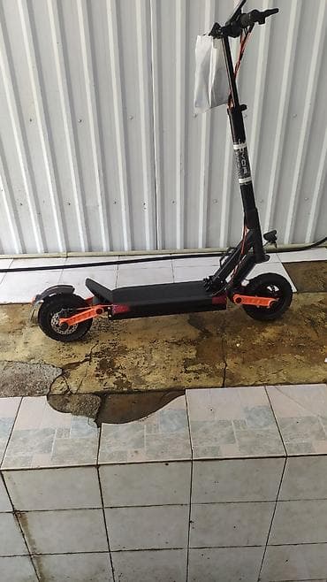 surron bike: Elektrik skuter – güclü off-road təkərlər və tam işıqlandırma sistemi — 4