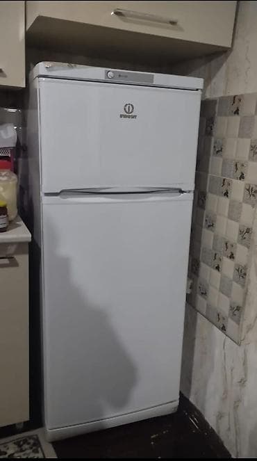 Soyuducular: Nigar💚 Soyuducu əla işləyir çuruyu pası yoxdu 160 man təcili satlır — 1