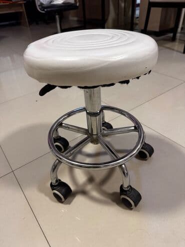 pedikur stulu: İşlənmiş — 1