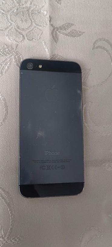 telefon iphone 5s: IPhone 5, 32 GB, Black Titanium, Barmaq izi — 2