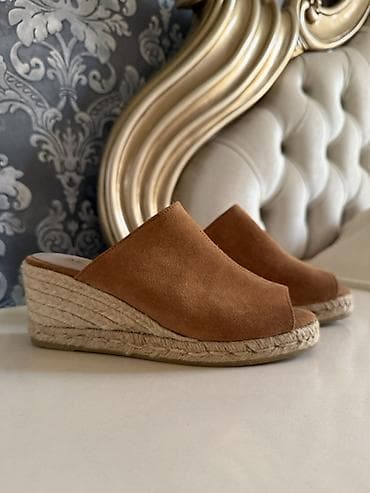 Şəxsi əşyalar: ALDO brendinin qadın üçün platformalı sandal/slaydları - Model: Açıq — 4
