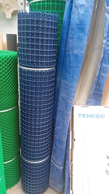 diri balıq: Məhsul: PVC örtüklü plastik tor şəbəkə (rəng: mavi) Təsvir: - Rulon — 1