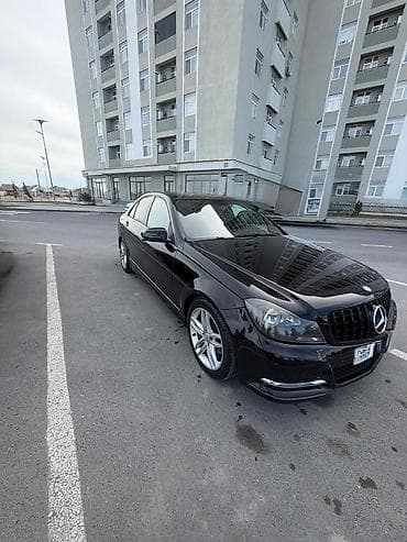 mercedes 190: Mercedes-Benz C250 sedan - Korpus: Qara rəng, 4 qapı, sedan gövdə - — 2