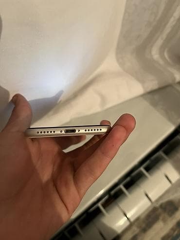 televizor 109 ekran: IPhone SE 2022, Ağ, Barmaq izi — 3