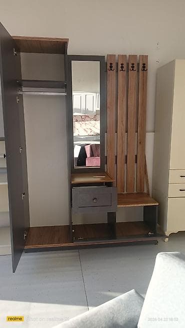 paltar asilqan: Yeni, 1 qapı, Güzgülü, Boz, Digər material, Açılan, Düz dolab — 2