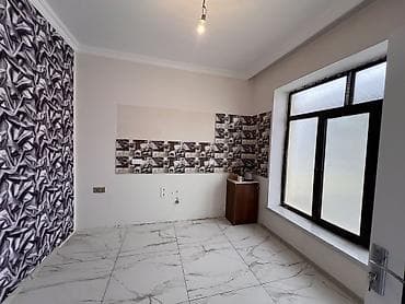 qız otaq yoldaşı: 3 otaqlı, 100 kv. m — 3