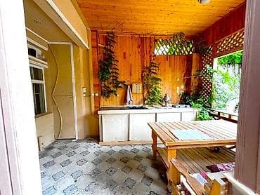 Mənzillər: M.Ə. Rəsulzadə qəs. 6 otaqlı, 170 kv. m, Kredit yoxdur, Orta təmir — 9