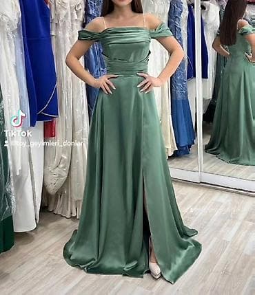 1defe geyinilib rəngi qaradı razmer 40 42 beden gedir son qiymet 120ye