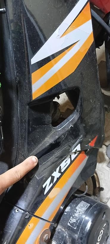 suktur: Salam moto qarajda yatib. amma pol abarotdu. kuryere surulmuyub — 8
