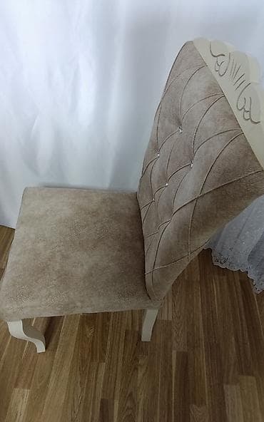 mudur stolu: Qonaq otağı üçün, İşlənmiş, Qatlanmayan, rəng - Bej Stul — 2