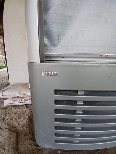 ender: UĞUR markalı şüşə vitrinli soyuducu (reklam başlığı “milla – ən — 3