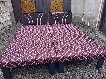 Təzə çarpayılar. Taxtadan yıgılır ustu dikdən. 2 sm maçalkası var