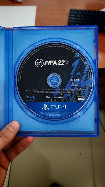 ps diskleri: Ps 4 slim 2 orjinal pult 2 disk Sistem 13.04 Zavod blomlu Yaddaş -1 tb — 3