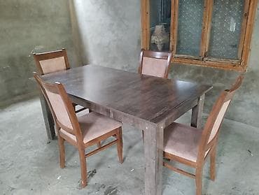 utu masaları: Mətbəx üçün, İşlənmiş, Açılmayan, Dördbucaq masa, 4 stul — 1