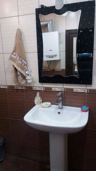 şərifzadə kucəsində satılan evlər: Bakı, Məmmədli, 4 otaqlı, Köhnə tikili, m. Koroğlu, 100 kv. m — 3