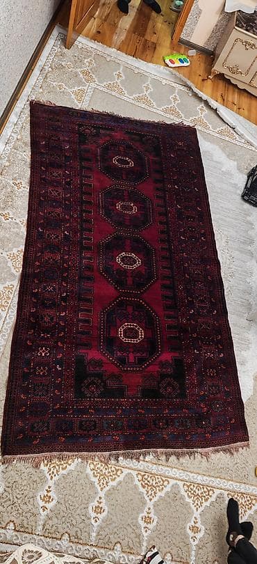 Əl toxuması oriental üslubda xalça - Klassik qırmızı-bordo lalafo.az -da Əl toxuması oriental üslubda xalça - Klassik qırmızı-bordo