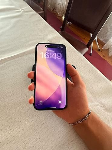 honor magic 5: IPhone 15, 128 GB, Qara, Simsiz şarj — 1