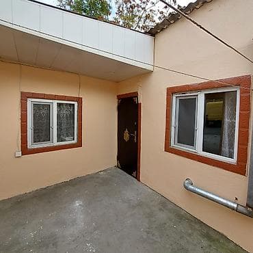 bakixanovda ev: 2 otaqlı, 45 kv. m — 1