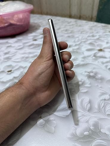 redmi 8 a 32: Honor 200 Pro, rəng - Boz — 5