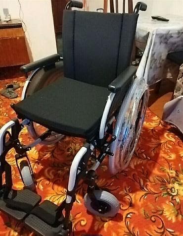 Manual təkərli arabə - Yüngül və möhkəm alüminium karkas - Qatlanan