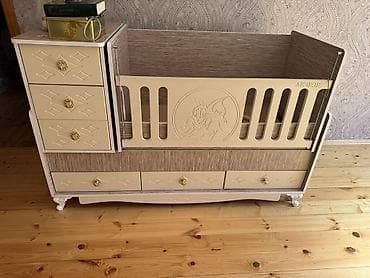 ak mebel: Uşaq beşiyi və komodlu dəst - Model: AK Bebe - Tip: Çarpayı-komod — 1
