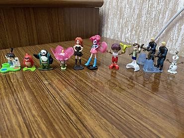 Игрушки киндер каждый 3маната