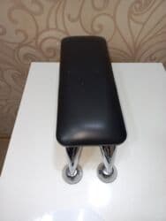 Sifarişlə digər mebel: Düz masa, Siyirməli, Polkalı, Parlaq laminat, Kredit yoxdur — 12