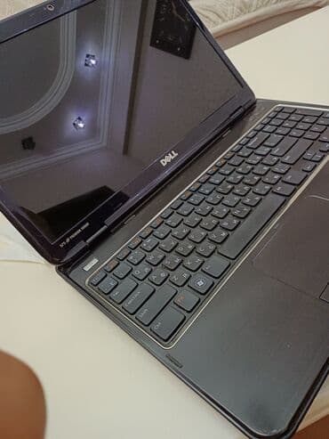 islenmis notebook satisi: Dell noutbuk – şık qara korpus, 15.6" ekran, tam ölçülü klaviatura — 2