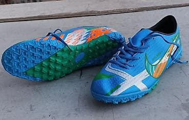 Спортивный инвентарь: Бутсы Размер: 43, Новый — 2